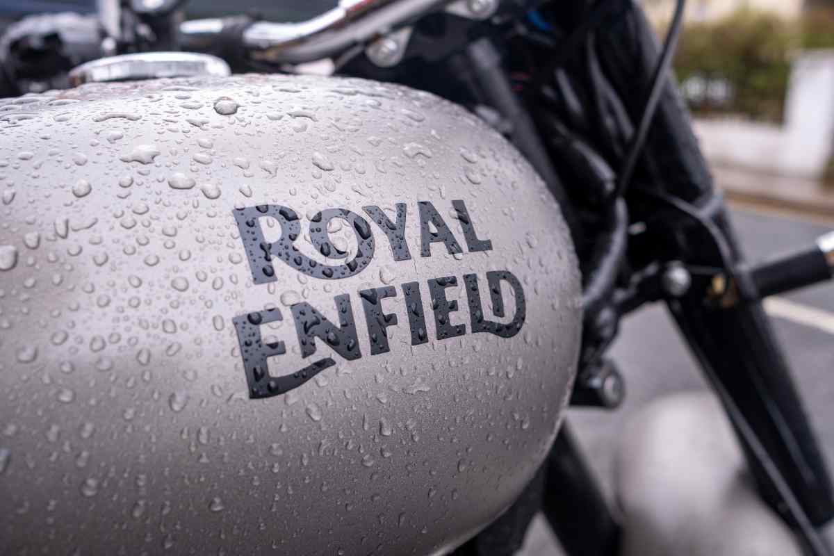 Nuova moto Royal Enfield super richiesta