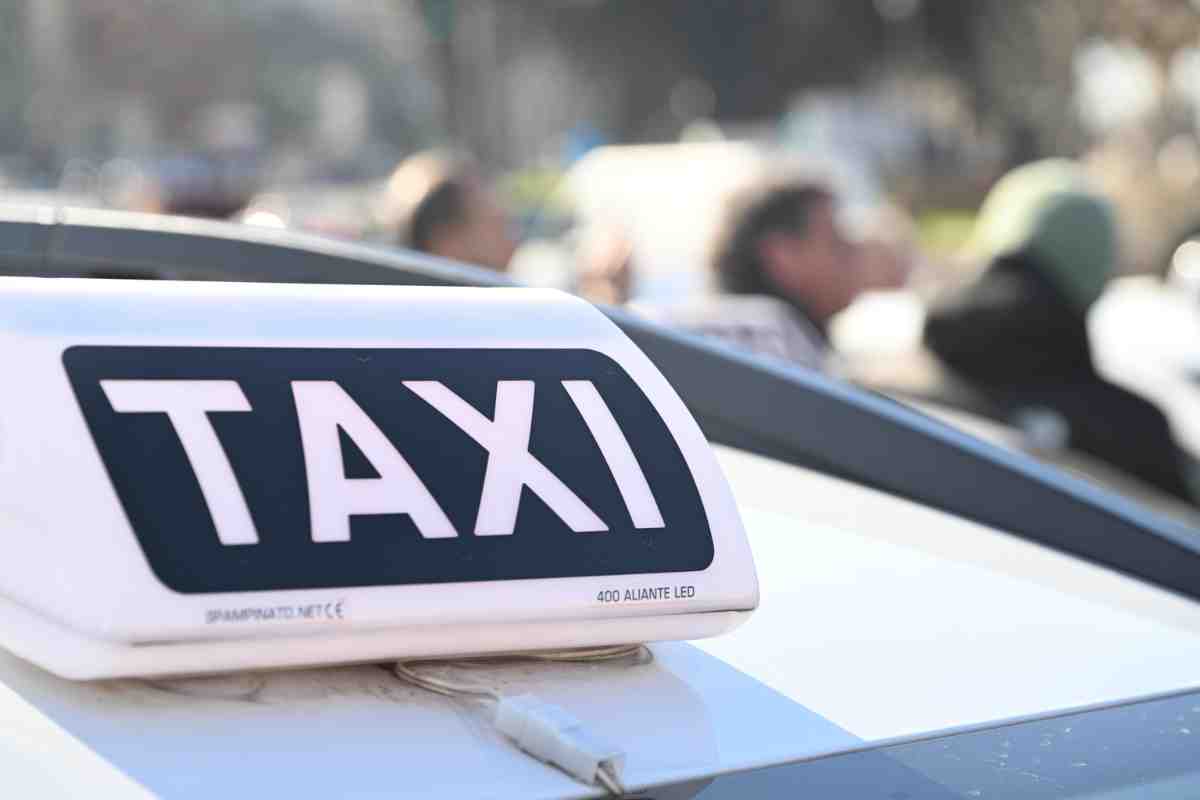 Ultima ora Italia, Taxi nei guai: fioccano sanzioni e polemiche, cosa succede