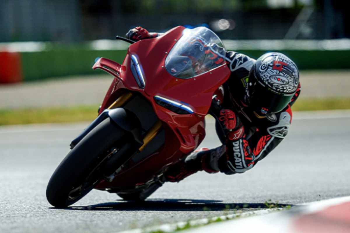 Ducati super motore